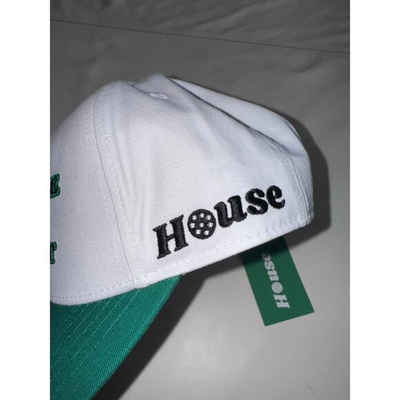 Let’s Settle This on the Court" House Snapback Hat Green/White - Picture 2 of 2